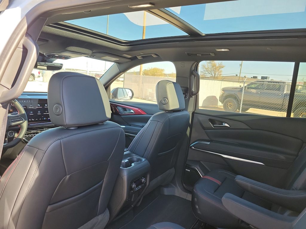 Thumbnail: 2026 Chevrolet Traverse - 13