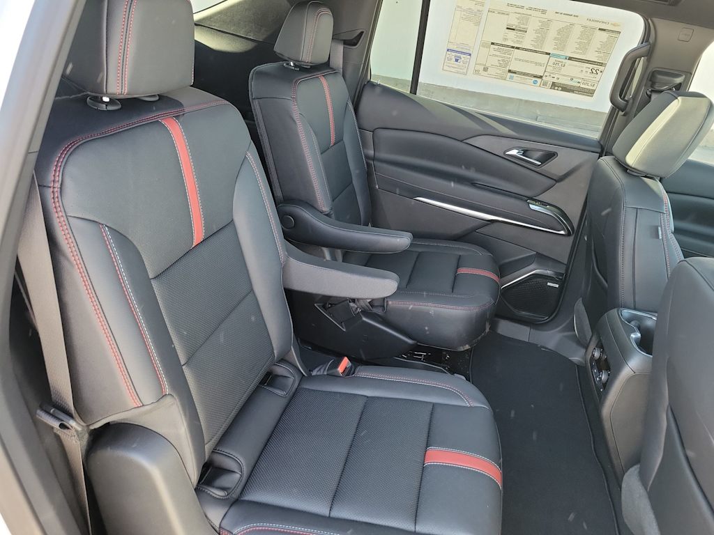 Thumbnail: 2026 Chevrolet Traverse - 12