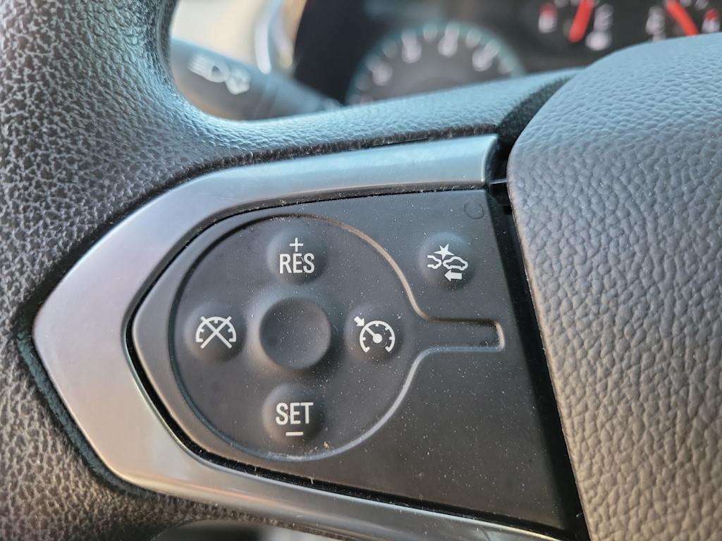 Thumbnail: 2024 Chevrolet Traverse - 28