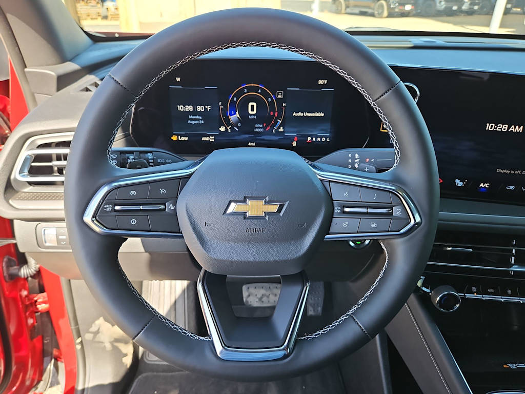 Thumbnail: 2026 Chevrolet Traverse - 14