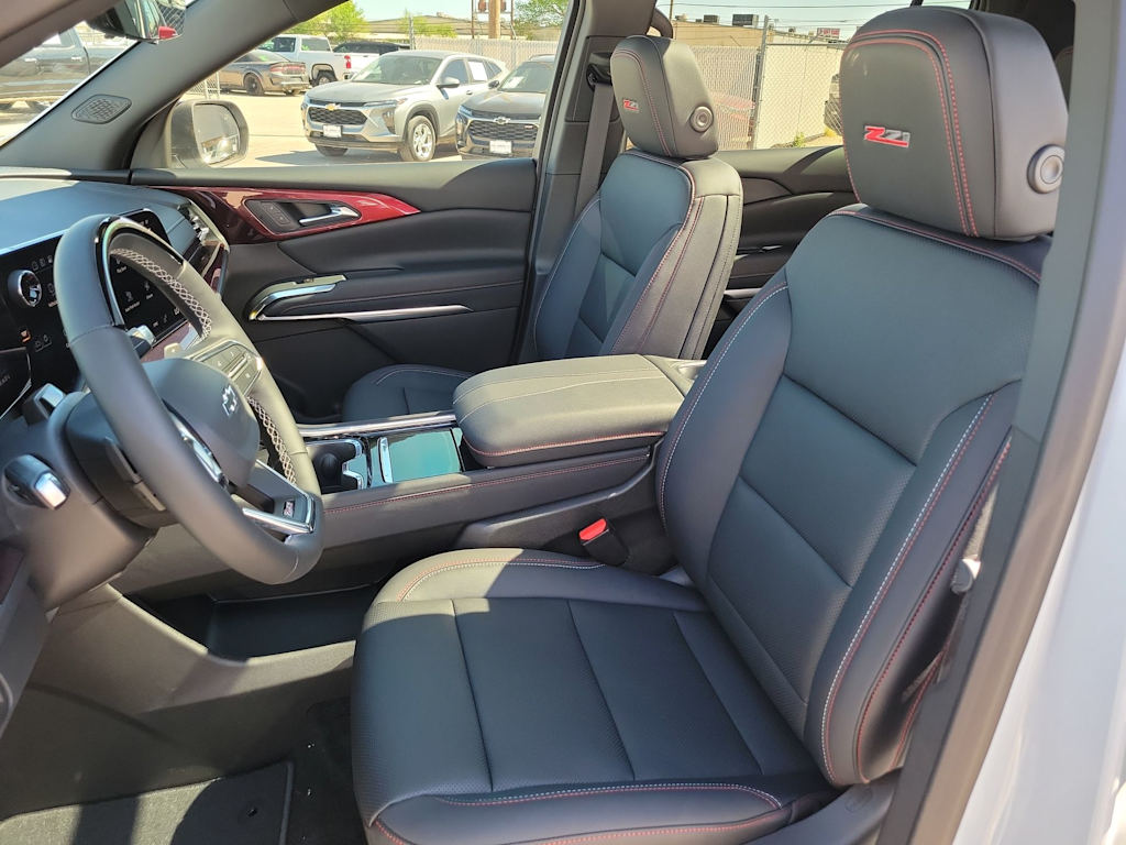 Thumbnail: 2026 Chevrolet Traverse - 10