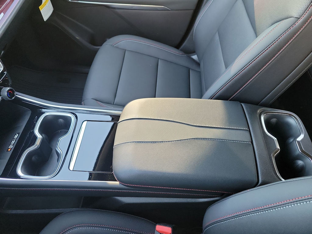 Thumbnail: 2026 Chevrolet Traverse - 16