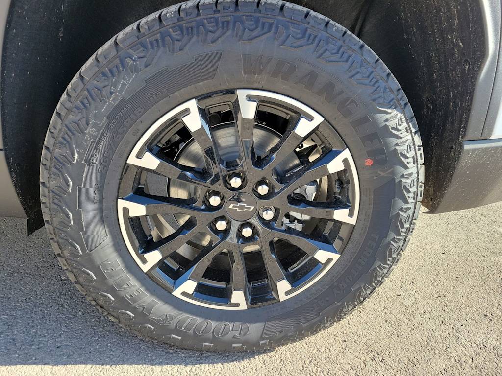 Thumbnail: 2026 Chevrolet Traverse - 8