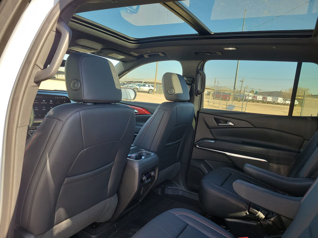 Thumbnail: 2026 Chevrolet Traverse - 13