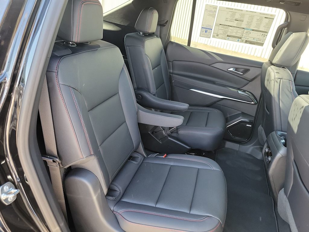 Thumbnail: 2026 Chevrolet Traverse - 9