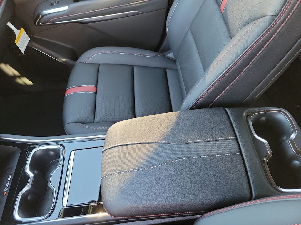 Thumbnail: 2026 Chevrolet Traverse - 26