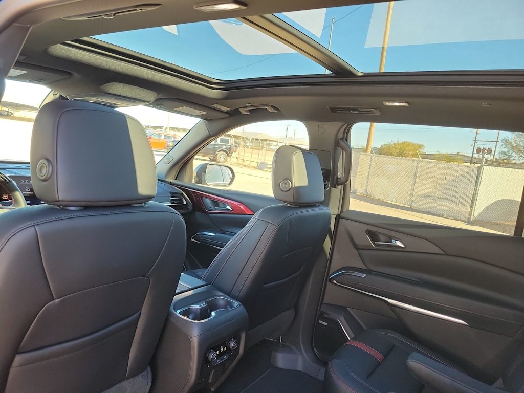 Thumbnail: 2026 Chevrolet Traverse - 12