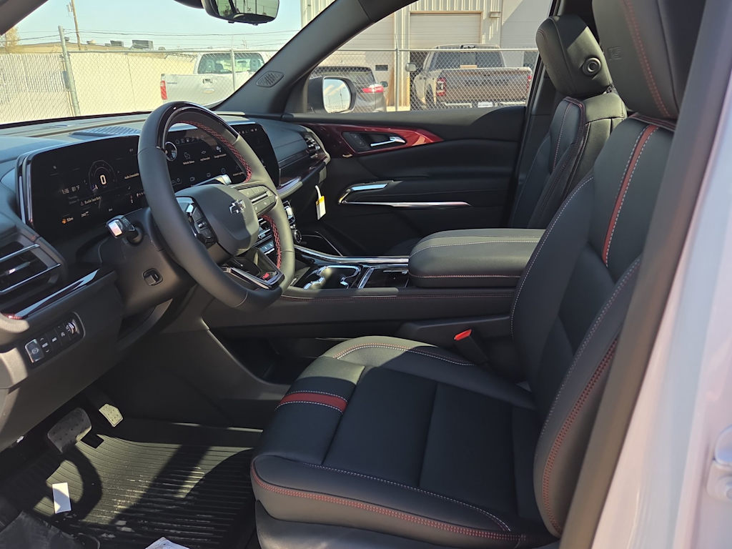 Thumbnail: 2026 Chevrolet Traverse - 11