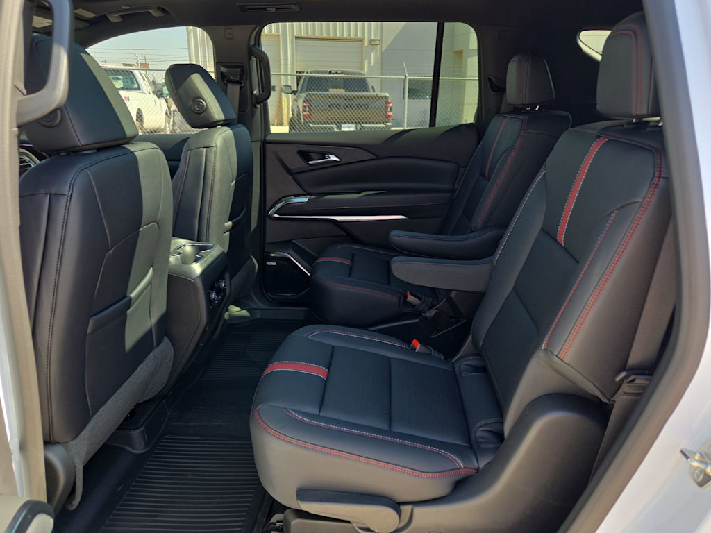 Thumbnail: 2026 Chevrolet Traverse - 24