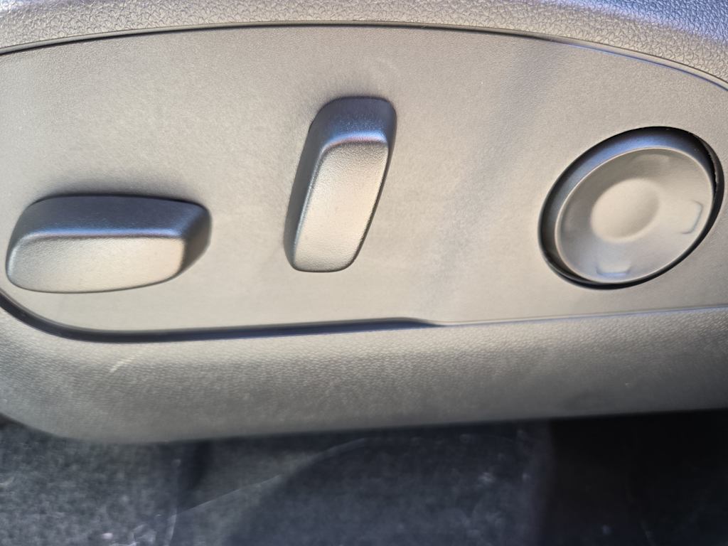 Thumbnail: 2026 Chevrolet Traverse - 25