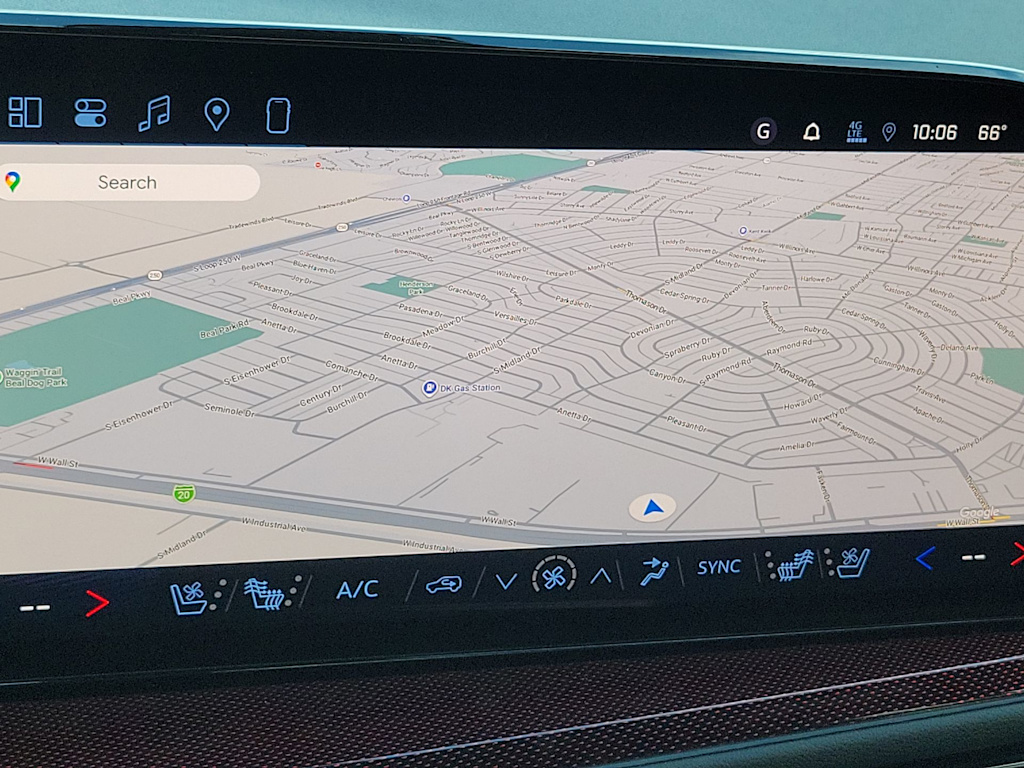 Thumbnail: 2026 Chevrolet Traverse - 25