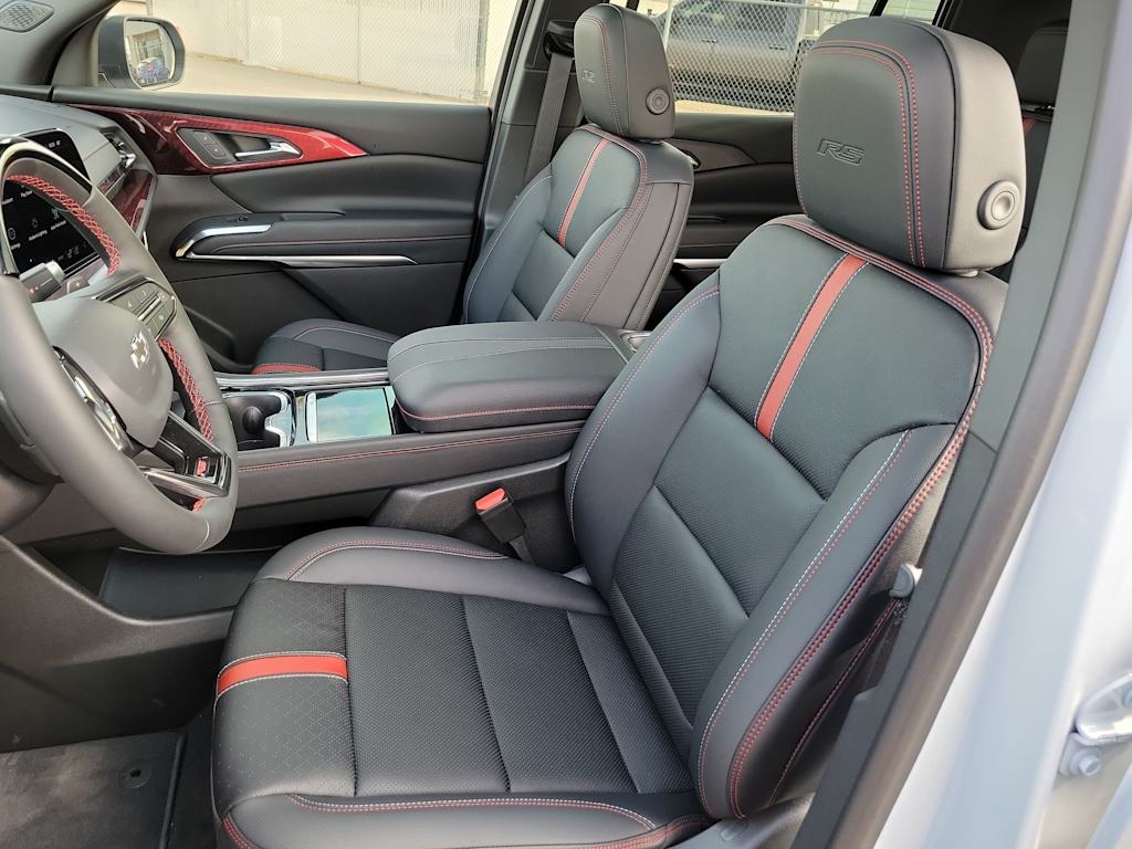 Thumbnail: 2026 Chevrolet Traverse - 11