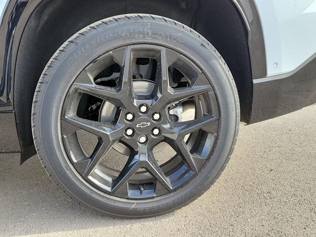 Thumbnail: 2026 Chevrolet Traverse - 8