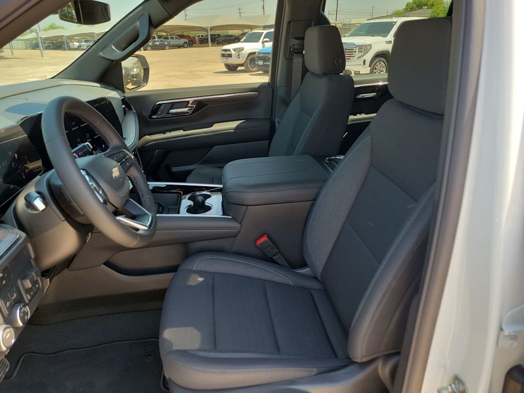 Thumbnail: 2026 Chevrolet Suburban - 11