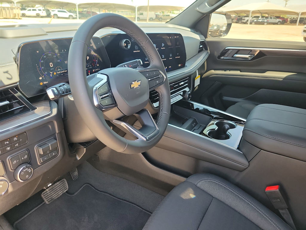 Thumbnail: 2026 Chevrolet Suburban - 2