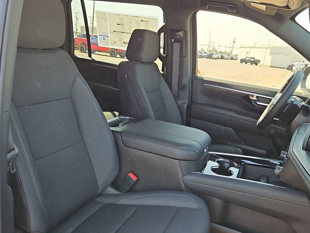 Thumbnail: 2026 Chevrolet Suburban - 12