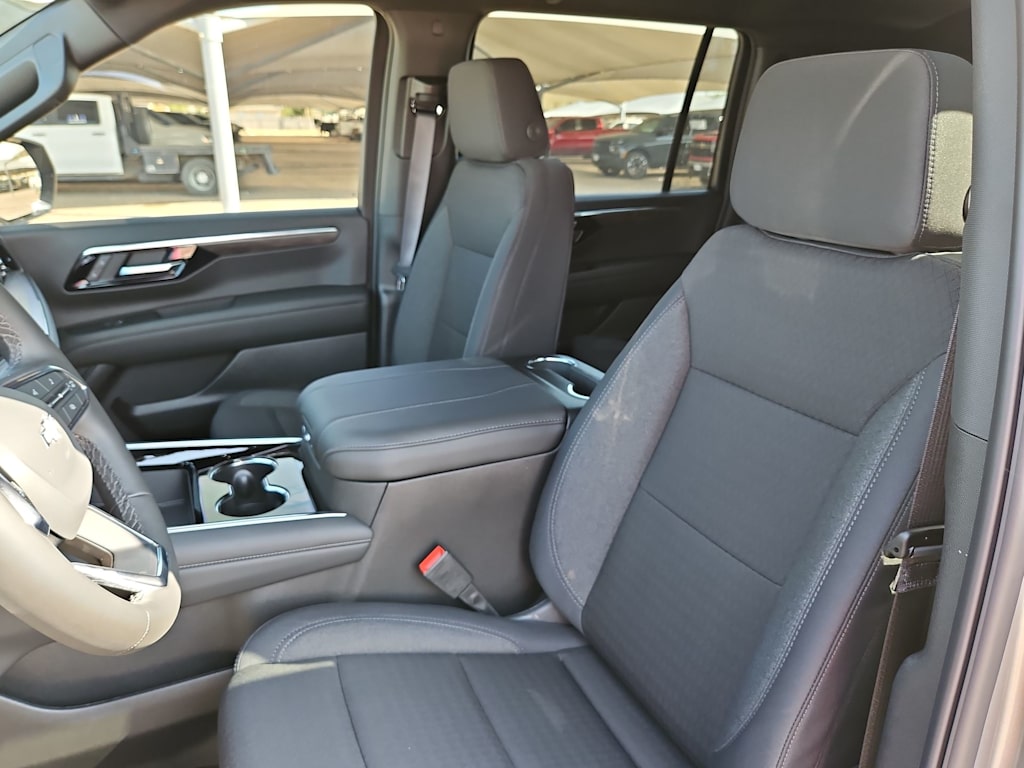 Thumbnail: 2026 Chevrolet Suburban - 11