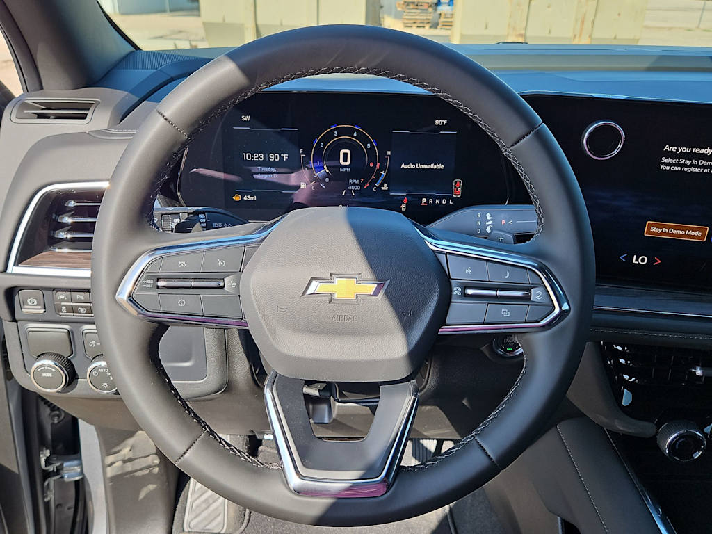 Thumbnail: 2026 Chevrolet Suburban - 14