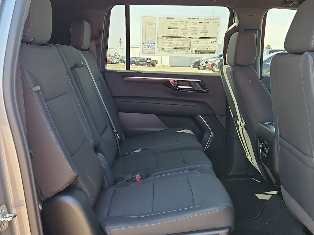 Thumbnail: 2026 Chevrolet Suburban - 13