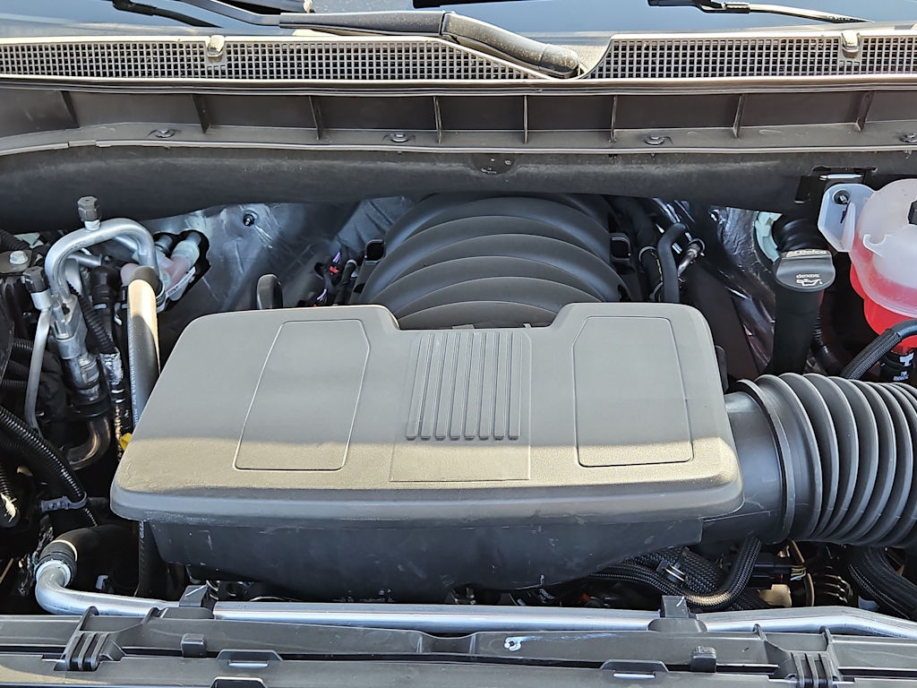Thumbnail: 2026 Chevrolet Suburban - 9