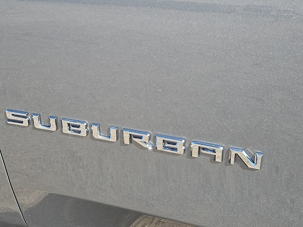 Thumbnail: 2026 Chevrolet Suburban - 7