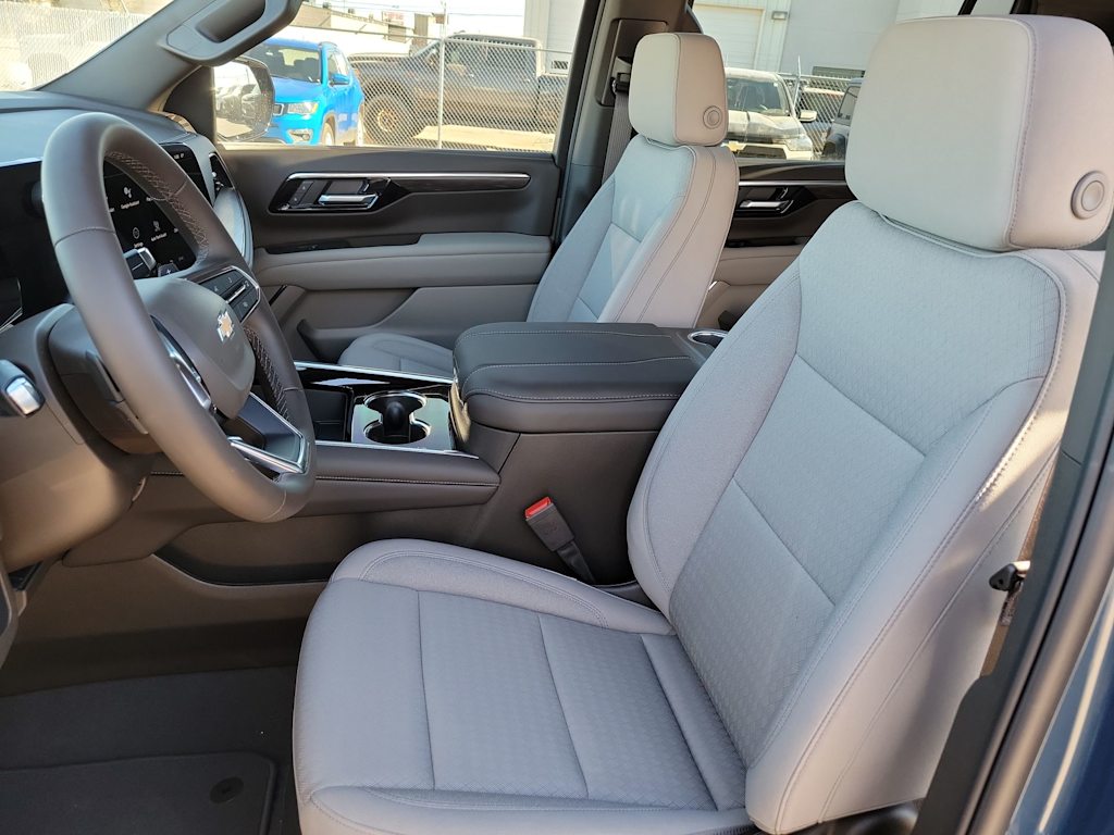 Thumbnail: 2026 Chevrolet Suburban - 11