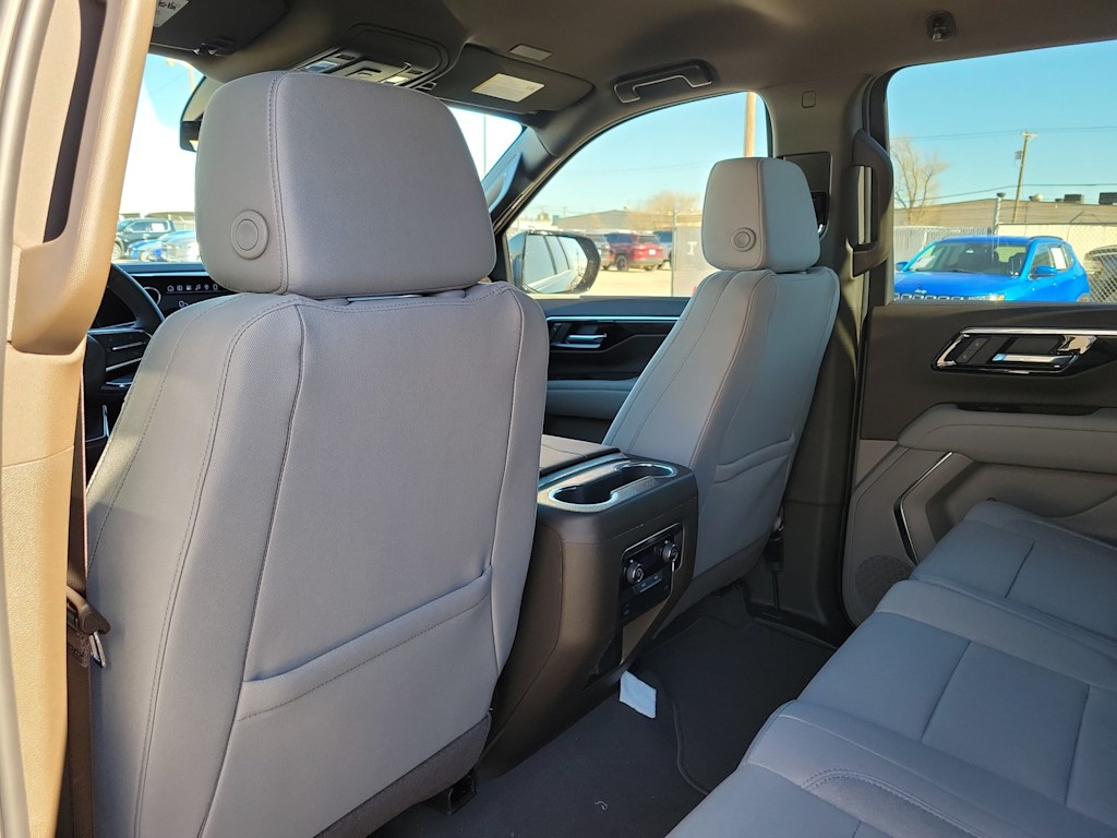 Thumbnail: 2026 Chevrolet Suburban - 13