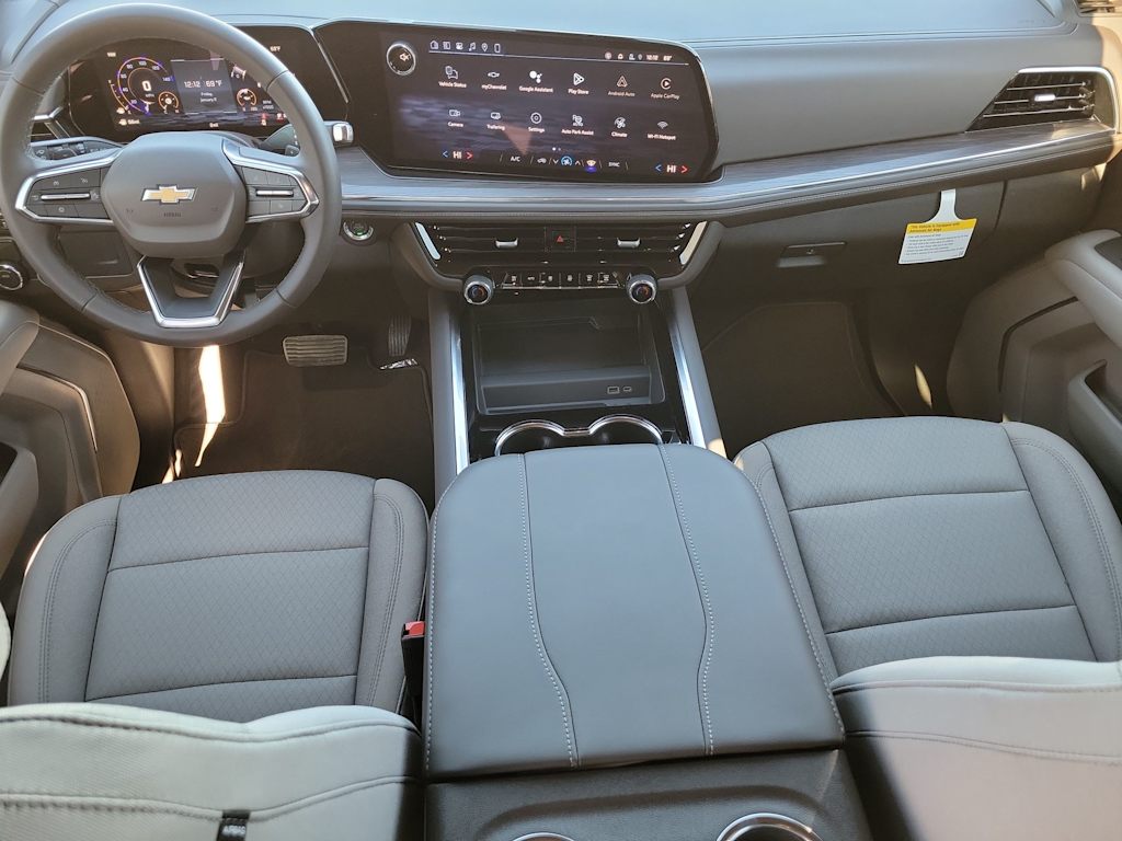 Thumbnail: 2026 Chevrolet Suburban - 10