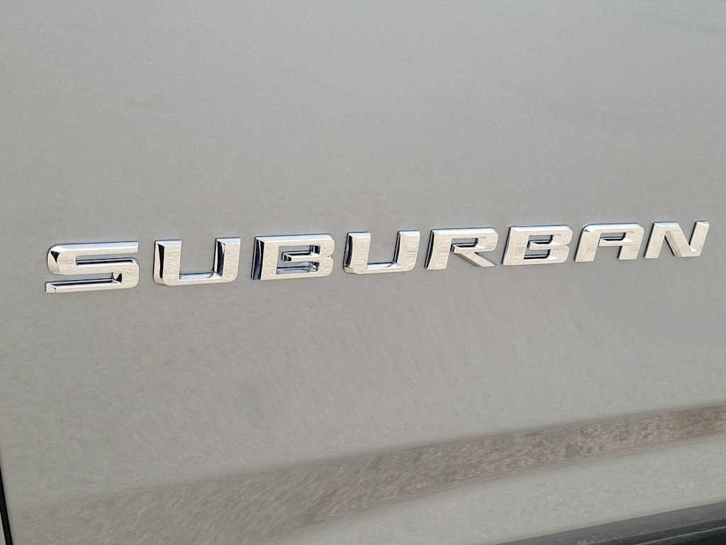 Thumbnail: 2026 Chevrolet Suburban - 5