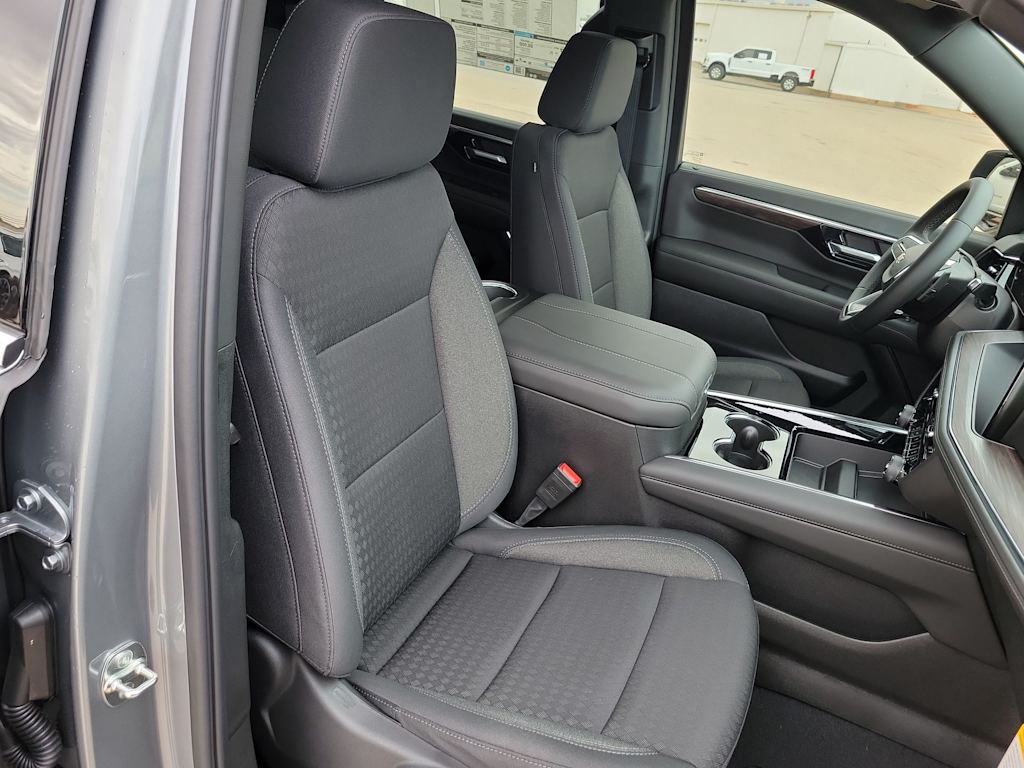 Thumbnail: 2026 Chevrolet Suburban - 10