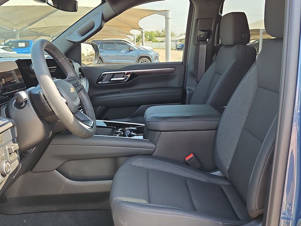Thumbnail: 2026 Chevrolet Suburban - 11