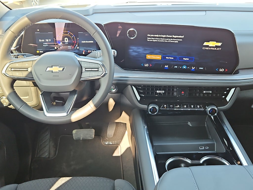 Thumbnail: 2026 Chevrolet Suburban - 10