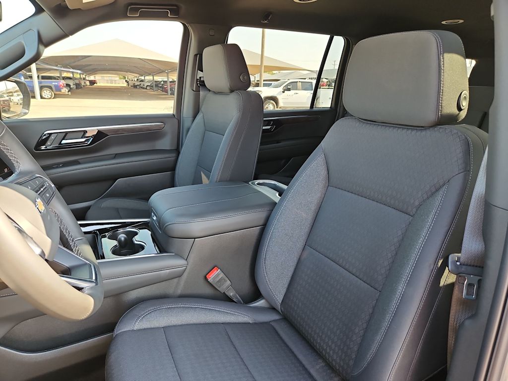 Thumbnail: 2026 Chevrolet Suburban - 11