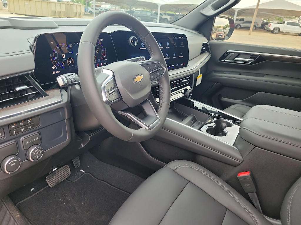 Thumbnail: 2026 Chevrolet Suburban - 2