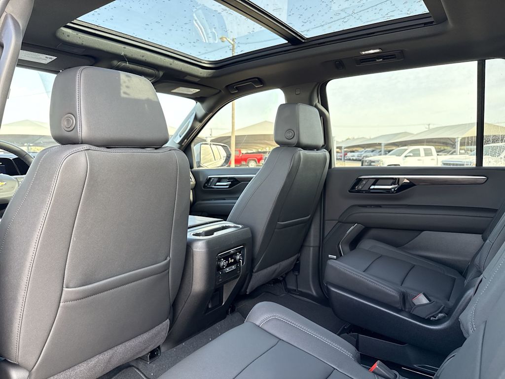Thumbnail: 2026 Chevrolet Suburban - 13