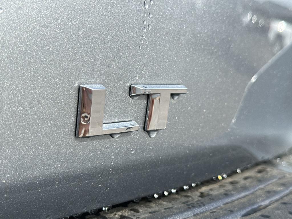 Thumbnail: 2026 Chevrolet Suburban - 7