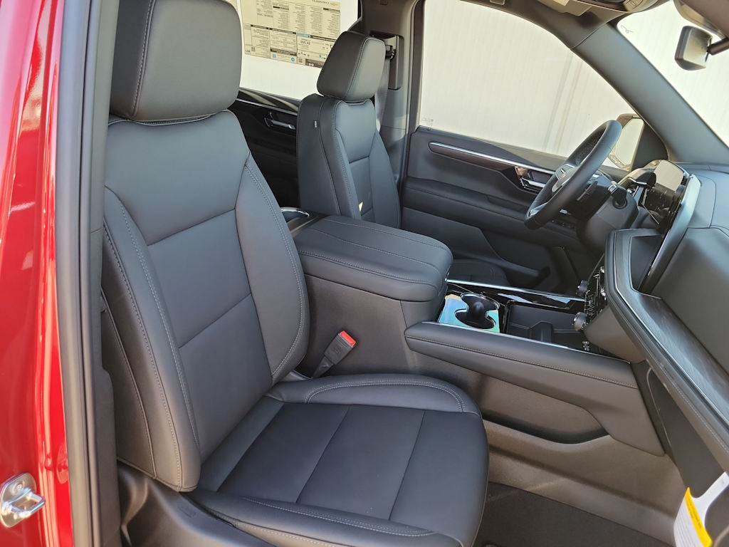 Thumbnail: 2026 Chevrolet Suburban - 11