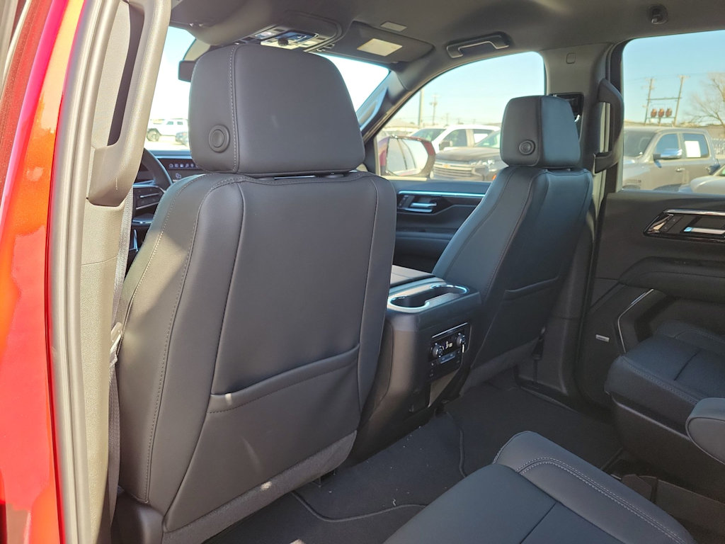 Thumbnail: 2026 Chevrolet Suburban - 12