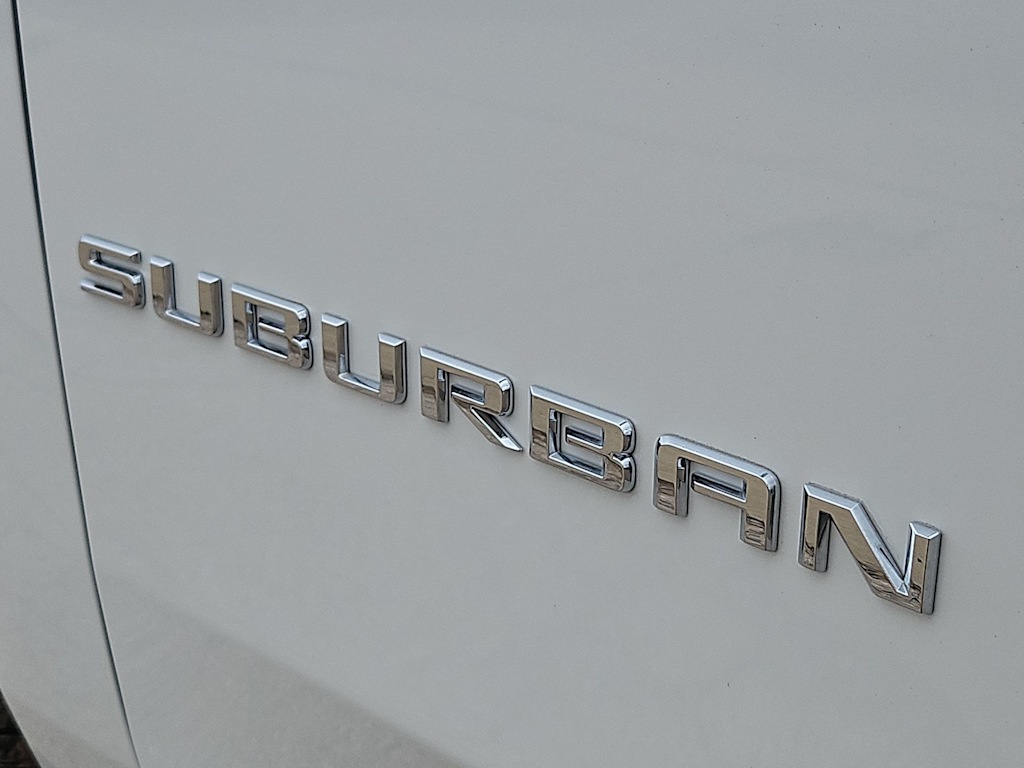 Thumbnail: 2025 Chevrolet Suburban - 7