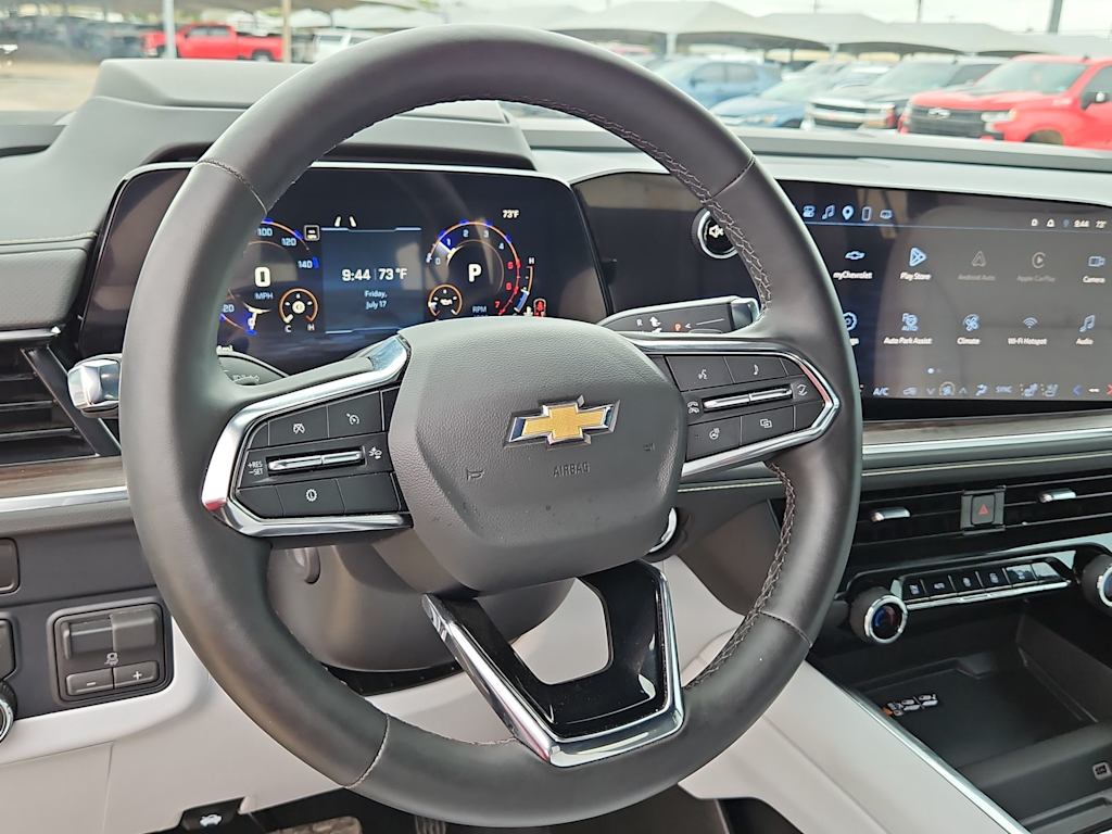 Thumbnail: 2025 Chevrolet Suburban - 14