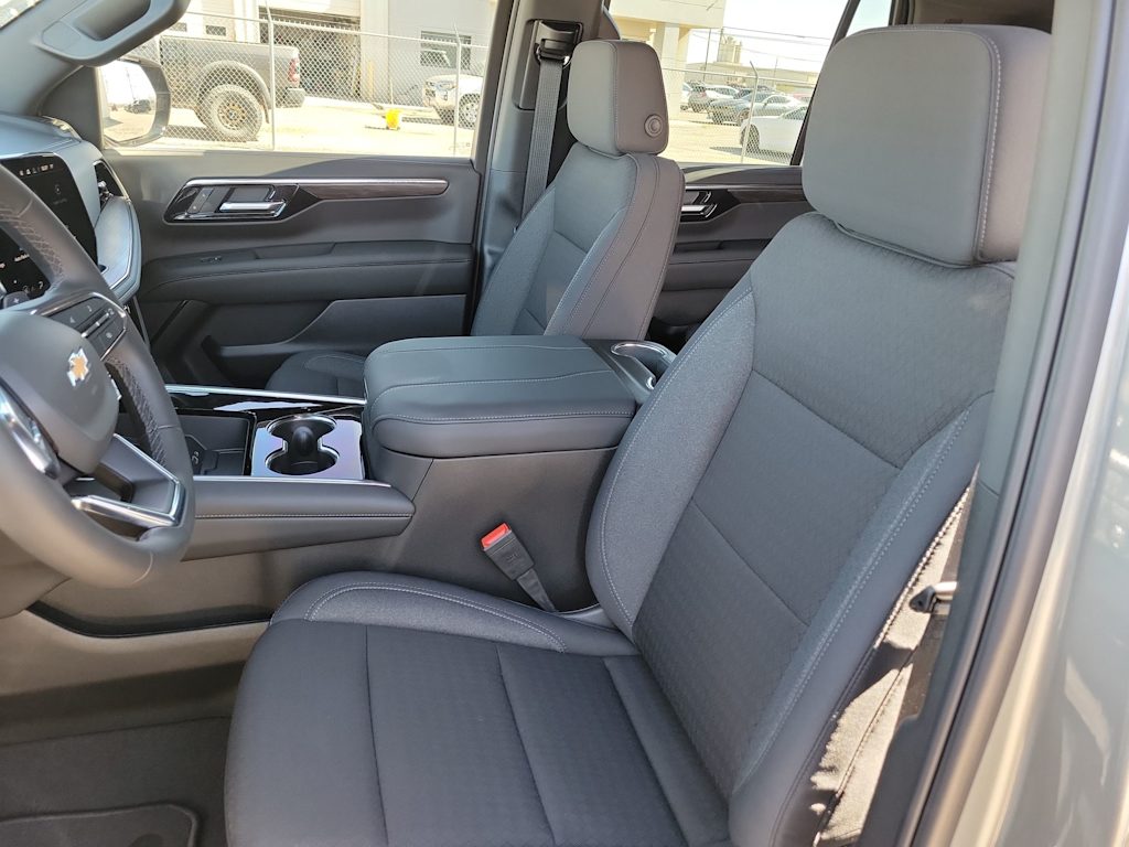 Thumbnail: 2026 Chevrolet Tahoe - 11