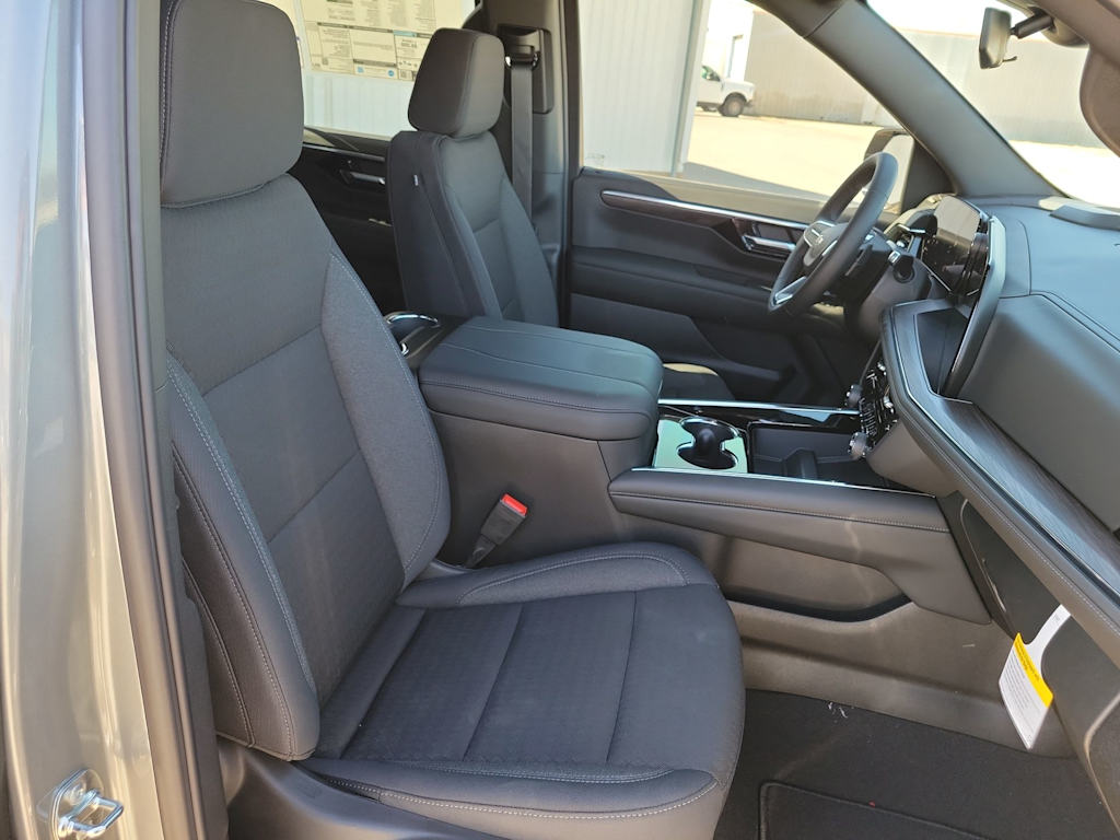 Thumbnail: 2026 Chevrolet Tahoe - 12