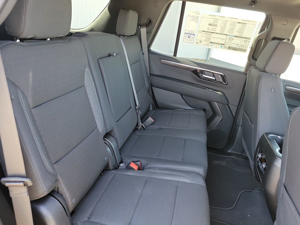 Thumbnail: 2026 Chevrolet Tahoe - 25