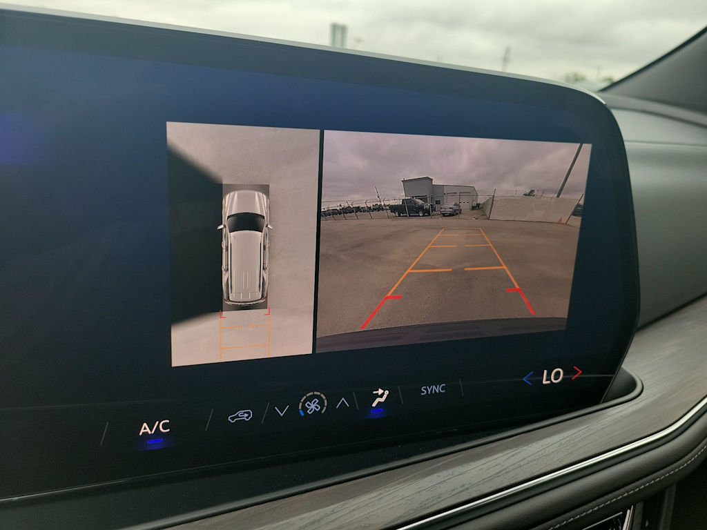 Thumbnail: 2025 Chevrolet Tahoe - 15