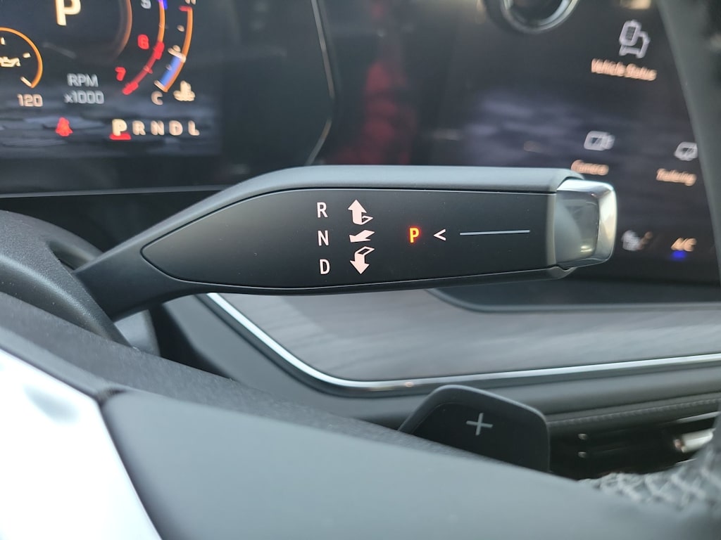 Thumbnail: 2026 Chevrolet Tahoe - 16