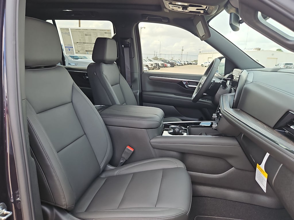 Thumbnail: 2026 Chevrolet Tahoe - 11