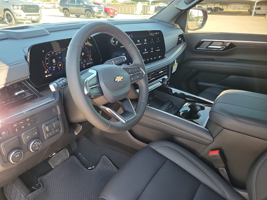 Thumbnail: 2026 Chevrolet Tahoe - 2
