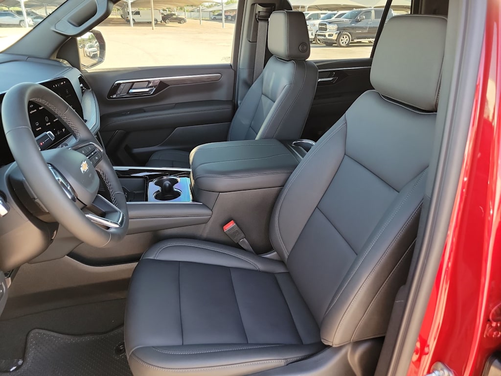 Thumbnail: 2026 Chevrolet Tahoe - 10