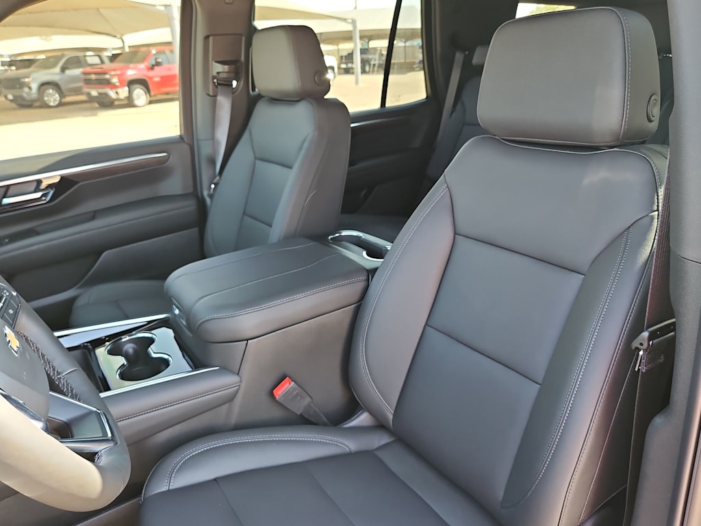 Thumbnail: 2026 Chevrolet Tahoe - 11