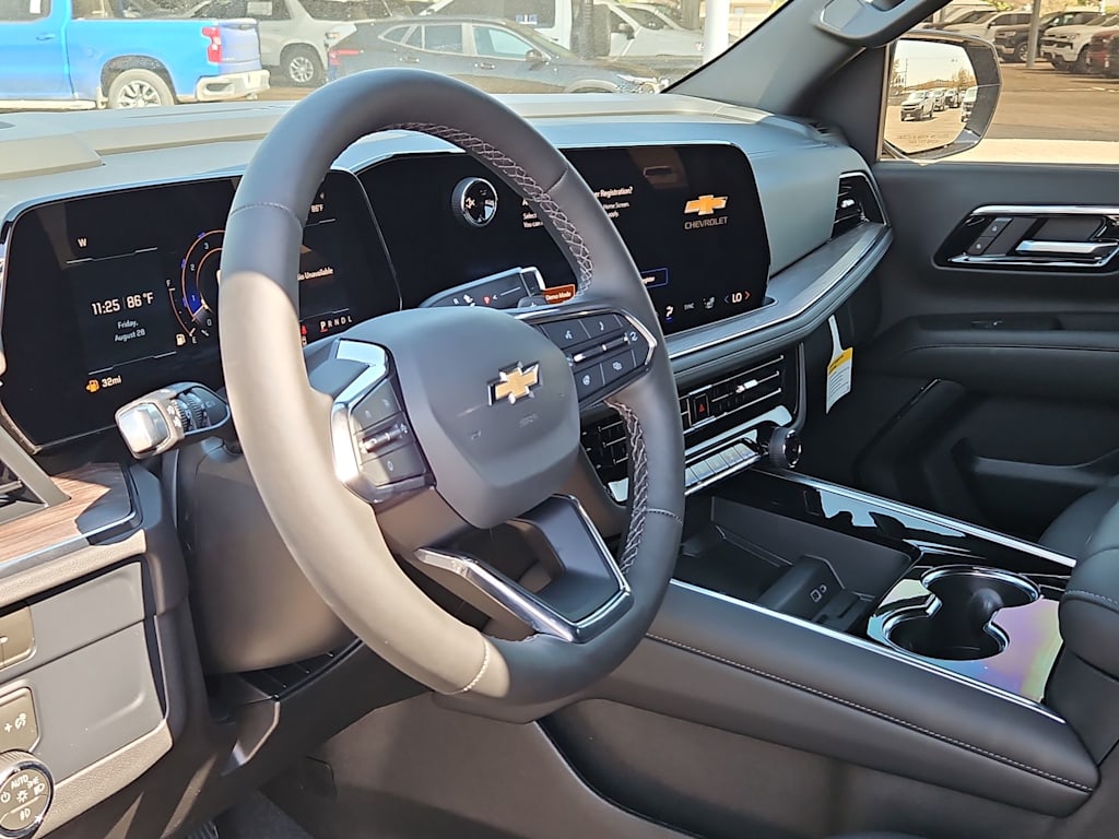 Thumbnail: 2026 Chevrolet Tahoe - 2